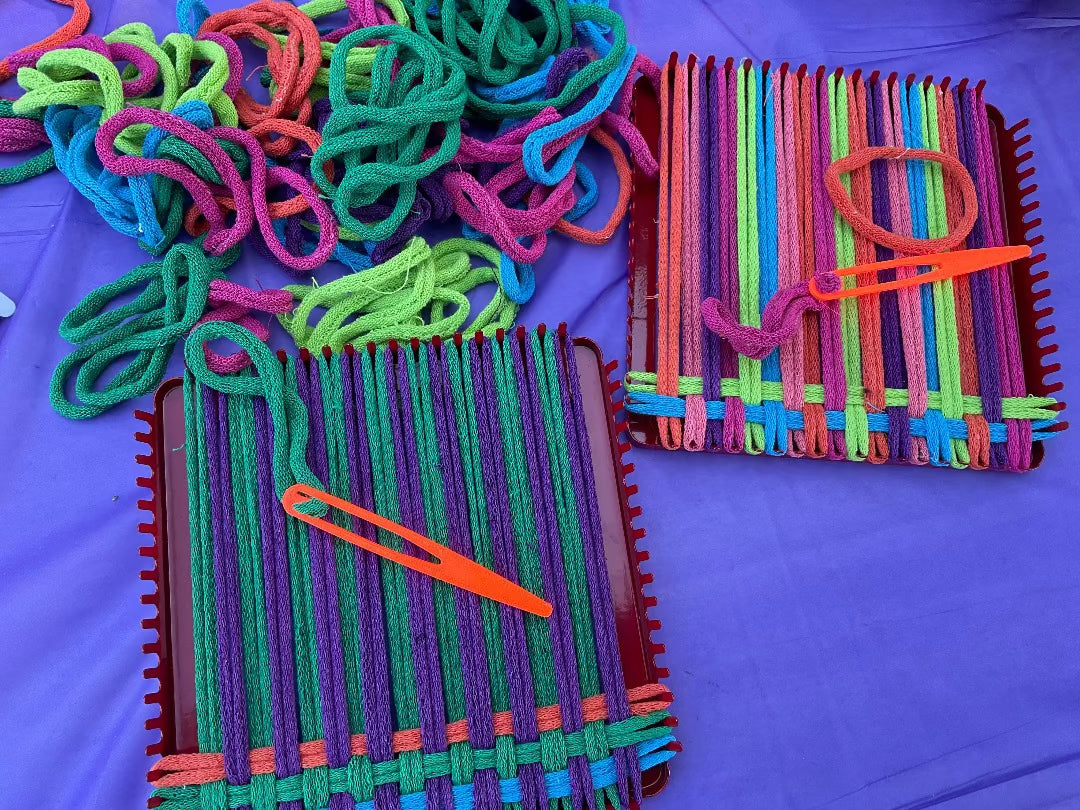 EasyWeave - A tool for making potholders Heart Forge Solutions